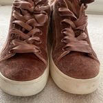 Steve Madden Bertie-V lace up faux velvet fashion sneakers size 8.5B Photo 1