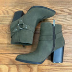 Indigo rd. ankle moto booties block heel green size 7.5 Photo 4