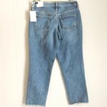 Universal Threads UNIVERSAL THREAD High Waisted Raw Hem Mom Jean 25 Photo 3