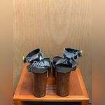 Tory Burch  Snakeskin Platform Sandals.    Size-7.5M Photo 4