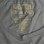 Graphic Tee in Olive Green Size XL Photo 5