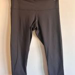 Lululemon  Low Rise Wunder Under Crop *Reversible | Black/Dark Charcoal | Size: 8 Photo 3