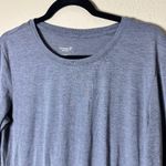 Old Navy  ACTIVE Grey Soft Athletic Long Sleeve T Shirt w Thumbholes Size Large Photo 5