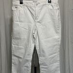 Nine West  Chrystie White Straight Leg Capri Jeans Size 12 EUC! Photo 0