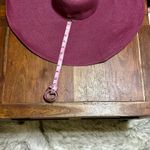 ZARA wide brim purple straw hat. Photo 7