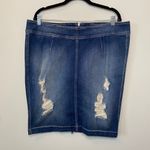 Torrid  Dark Wash Distressed Denim Skirt Size 18 NWT Photo 1