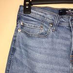Hollister  Juniors’ Women’s Athletic Skinny Advanced Stretch Light Wash Jeans Photo 3