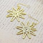 Wire Design Sun Earrings Gold Photo 2