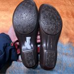 Hush Puppies NWOT  Red Leather Comfort Sandals Cushioned Footbed size 7 Photo 5