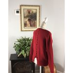 Ivy Rose Women’s Size M Red V Photo 7