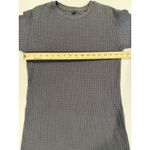 Uniqlo  Waffle Knit Dress Womens Medium Grey Crew Neck Long Sleeve Minimalist Photo 4
