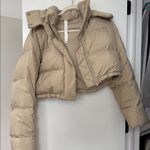Lululemon Wunder Puff Super-Cropped Jacket Trench Size 6 Photo 1