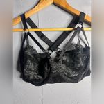 Lonely Lulu Underwire Bra Black. Size 38 D Black Photo 4