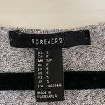 Forever 21 Light Grey Knitted Tank Top Size Small. Photo 5