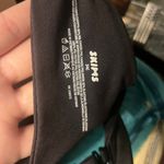 SKIMS  Fits Everybody T-Shirt Bra Onyx Black Photo 4