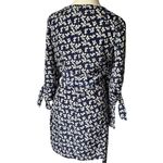 Chelsea28  Women's 8P Tie Waist Blue White‎ Floral V-Neck Wrap Mini Dress Photo 3