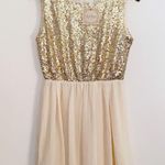 Alythea Sequin Formal Flowing Flared Cocktail Dress Photo 0