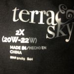 Terra & Sky  Biker Shorts Size 2X 20W-22W Polyester Spandex Pull On  Womens NWOT Photo 4