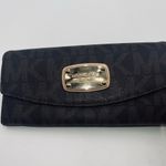Michael Kors  long Signature Snap Wallet Photo 1