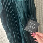 Lulus  Never A Dull Moment Emerald Green Tie-Strap Pleated Midi Dress Large NWT Photo 6