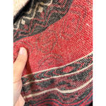 Me Jane Women's Aztec Sherpa Vest M Red Black Photo 3