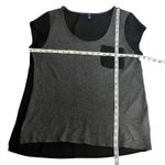 Gap Women's Two Color Black and Gray Short Sleeve with Front Pocket Sz M Photo 6