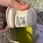 Nike Jordan 1 Mid Photo 4