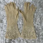 50s 60s Cream White Gloves Crochet Gauntlet Shape OSFM Photo 1