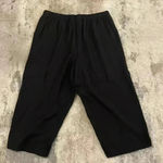 Westbound Women’s Black w/Palm Leaf Pattern  Capris Photo 2