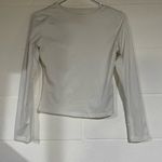 White shirt small tight fitting Photo 1