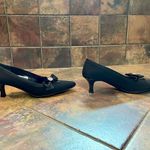 Brighton  Zinnia Bow High Heels Size 8.5 M Photo 4