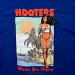 Hooters Blue T-Shirt, Size Large Photo 1