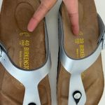 Birkenstock  Gizeh Birko Flor Sandal 39 & 40 Mismatched Silver Metallic Slides Photo 13