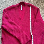 Athleta Shasta V Neck Sweater Hi Low 632081 SMALL FUSCHIA - VERY OVERSIZED Photo 5