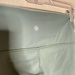 Athleta  SAVASANA MACRAME 7/8 TIGHT in Green Size XS A3 Photo 6