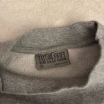 Taylor Swift  Sweatshirt Eras Tour Photo 1