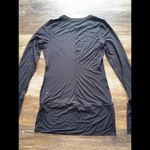 Lululemon  Long Sleeve Black Size 4 Photo 2