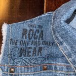 Rocawear  vintage studded denim vest size large  Marked as size large 12/14, refe Photo 2
