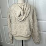 Urban Outfitters  Fleece Jacket Women's Medium Quilted Cream Fuzzy Hooded Zip‎ Photo 2
