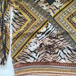 Inc international Concepts cold shoulder banded animal print blouse, size M Photo 4