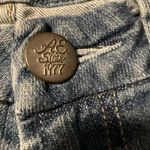 American Eagle , size 6 short, super cute denim jeans, dress up or down Photo 7