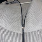 Women’s Bella Movement zip up long sleeve jacket Medium Gray Photo 5