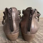 Baretraps Wear Ever by  Fenma Metallic Strappy Sandals Women’s Size 7 Photo 3