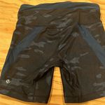 Lululemon Cameo shorts, 5” inseam Photo 2