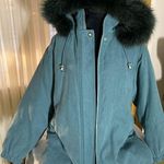 Comfy winter jacket with FOX FUR trim🔥 Size M Photo 0