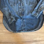 Universal Threads Universal Thread Oversized Button-Down Denim Shirt Medium Wash Size Small Photo 3