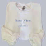 Beach Vibes Sweatshirt White Photo 0