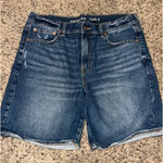 American Eagle  Shorts Jean Strigid Mom Photo 0