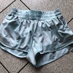 Lululemon Hotty Hot Low-Rise Lined Short 2.5" in Diamond Dye Silver Blue Size 4 Photo 2
