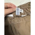 Aeropostale Y2K Bermuda Shorts Women's Size 5/6 Khaki Long Cuffed Medium Rise Photo 4